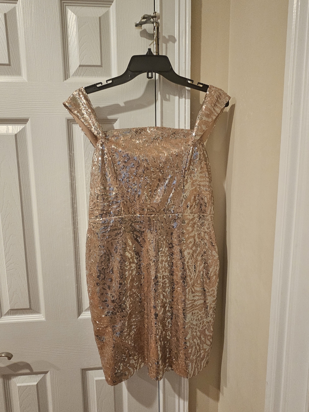 City Triangles Junior Girls Gold Sequins Dress Size 11